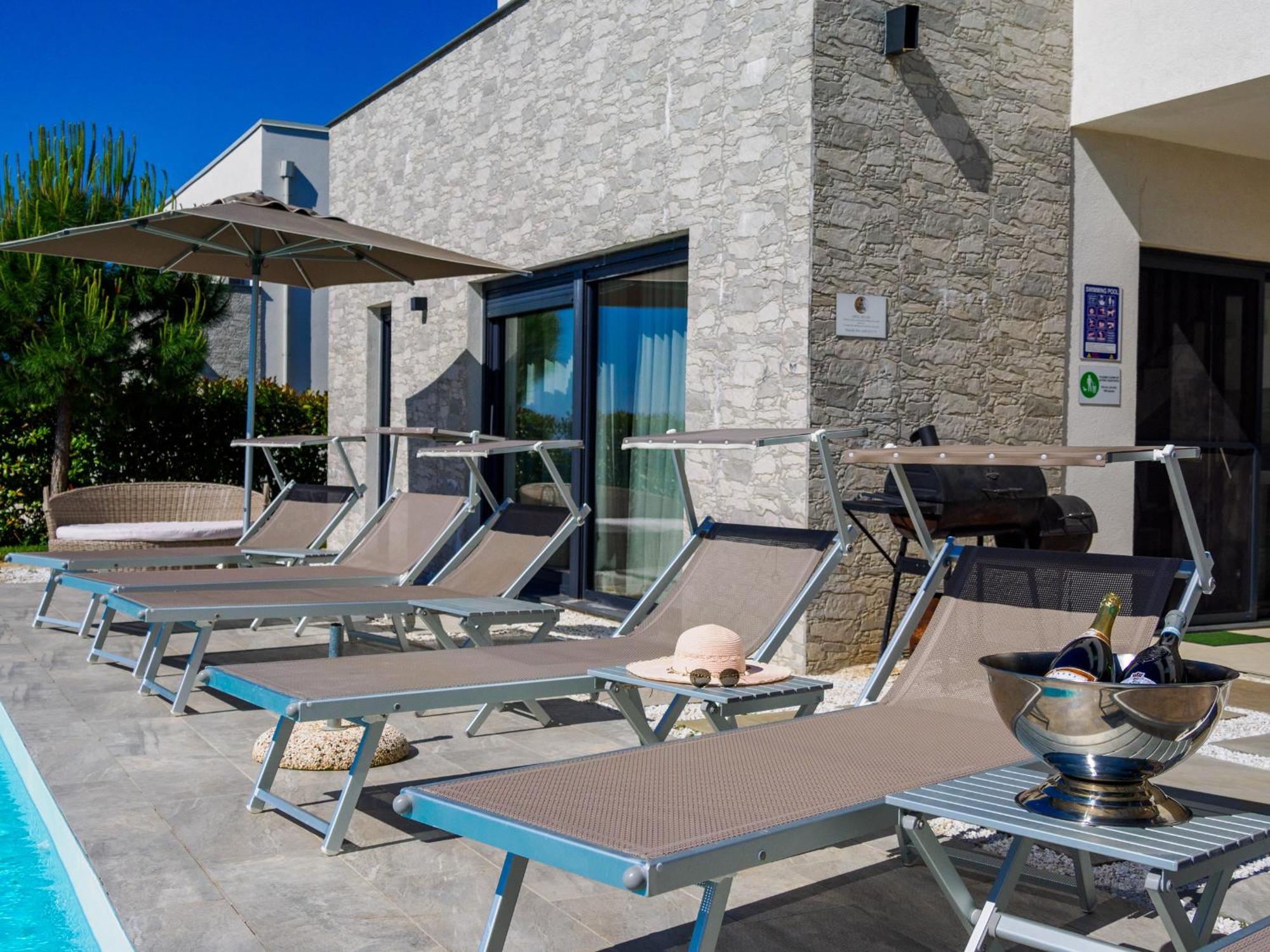 Sea View Villa Sun Sea & Fire Krnica Eksteriør billede